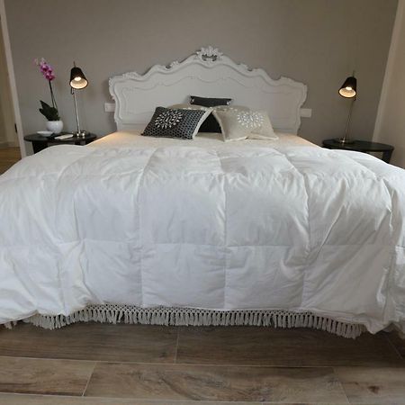 Al 32 B&B มัสซามาริตติมา ภายนอก รูปภาพ